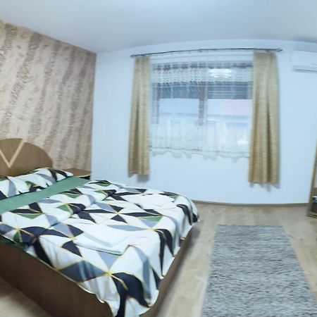 Vila Casa Luminita Ieşelniţa Exteriér fotografie